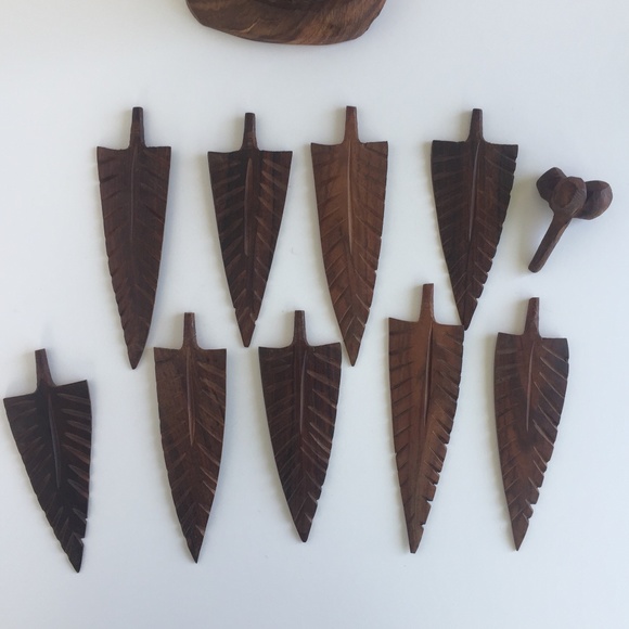 Carved Iron wood Palm Tree with Coconuts - Picture 5 of 12